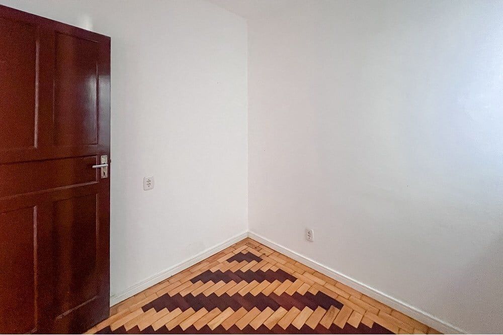 Apartamento à venda com 4 quartos, 94m² - Foto 17