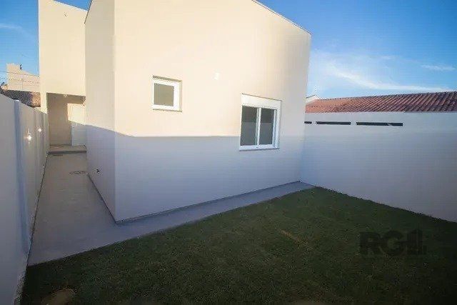 Casa à venda com 3 quartos, 90m² - Foto 11