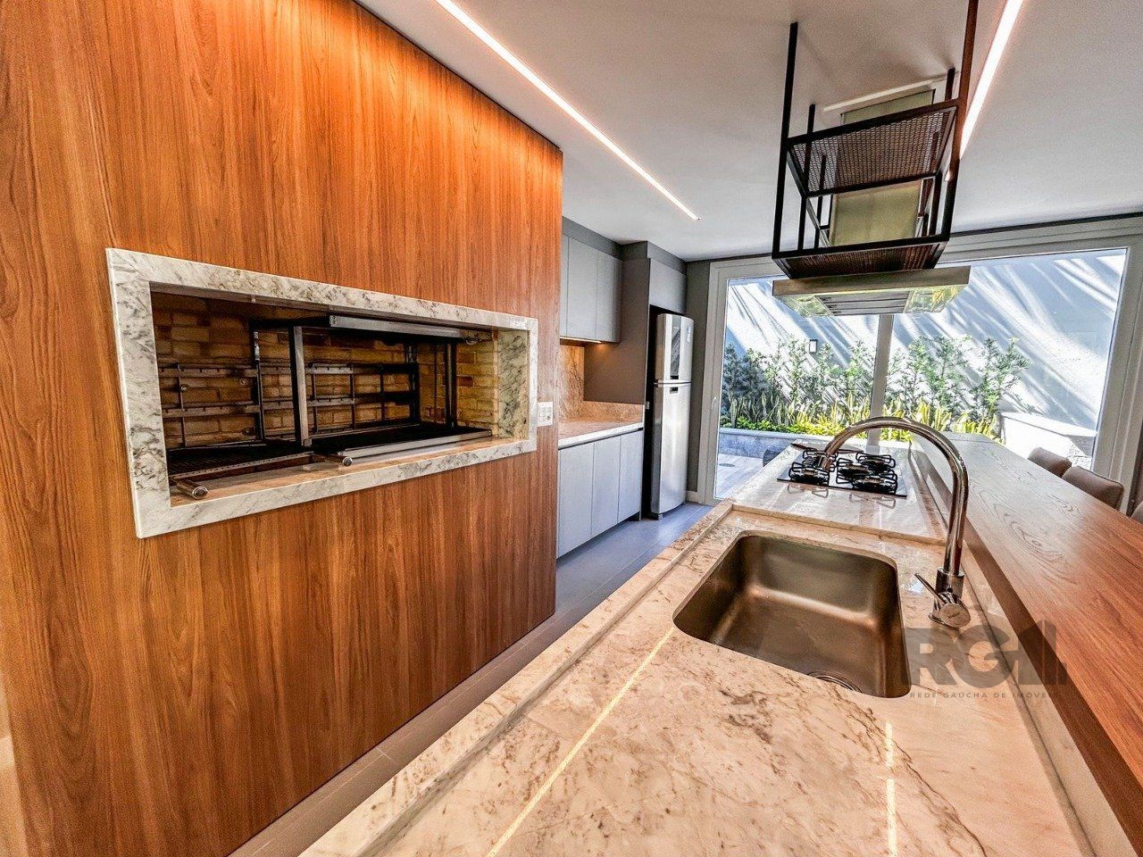 Apartamento à venda com 3 quartos, 143m² - Foto 24
