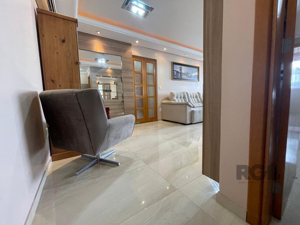 Apartamento à venda com 3 quartos, 94m² - Foto 2