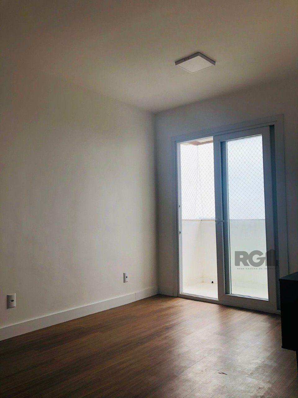 Apartamento à venda com 2 quartos, 55m² - Foto 2