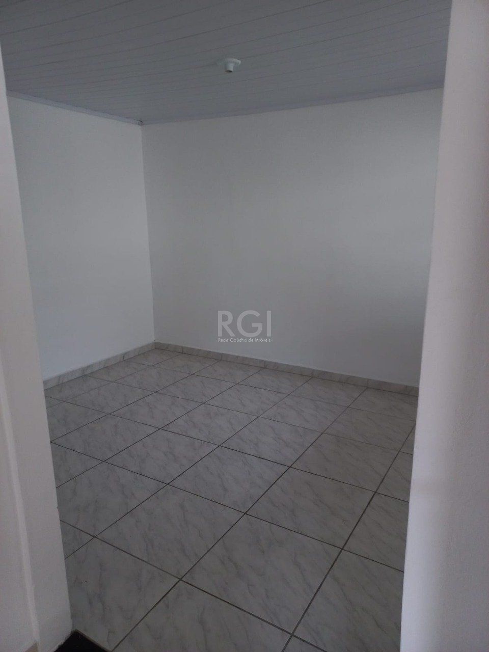 Casa à venda com 2 quartos, 49m² - Foto 17