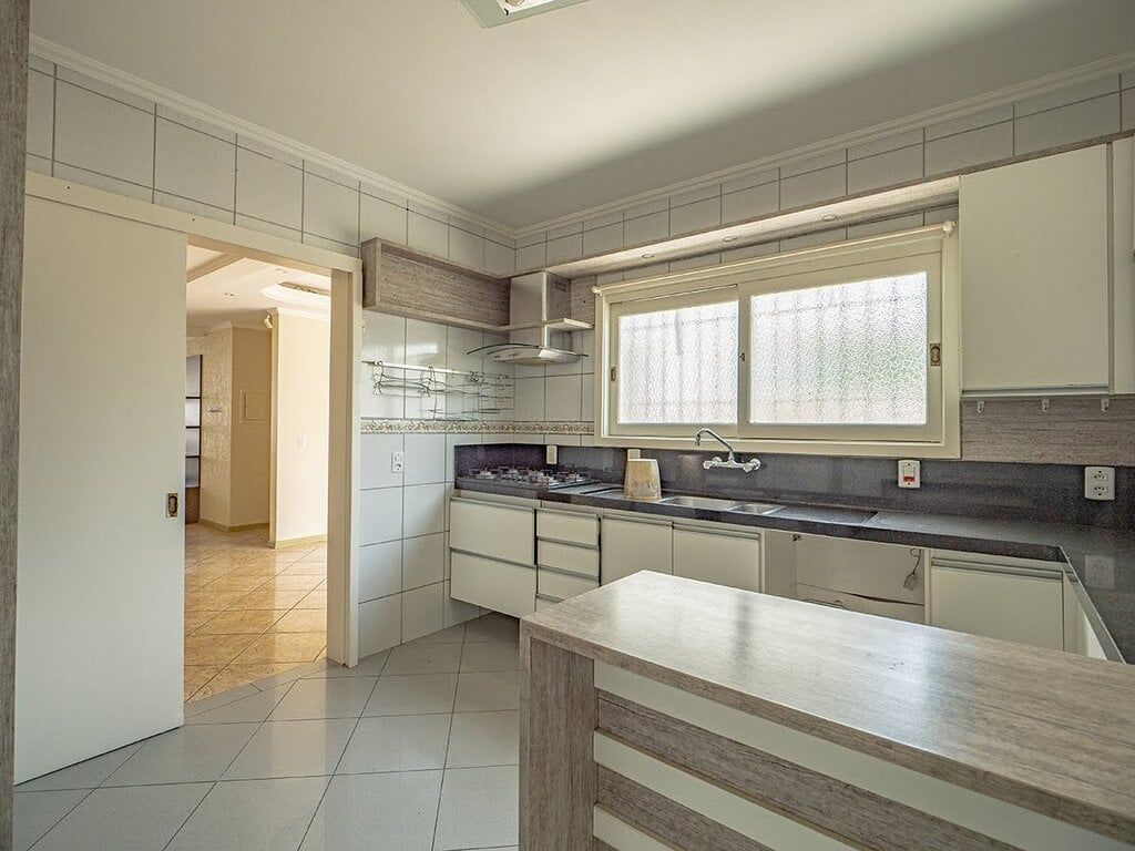 Casa à venda com 3 quartos, 224m² - Foto 32
