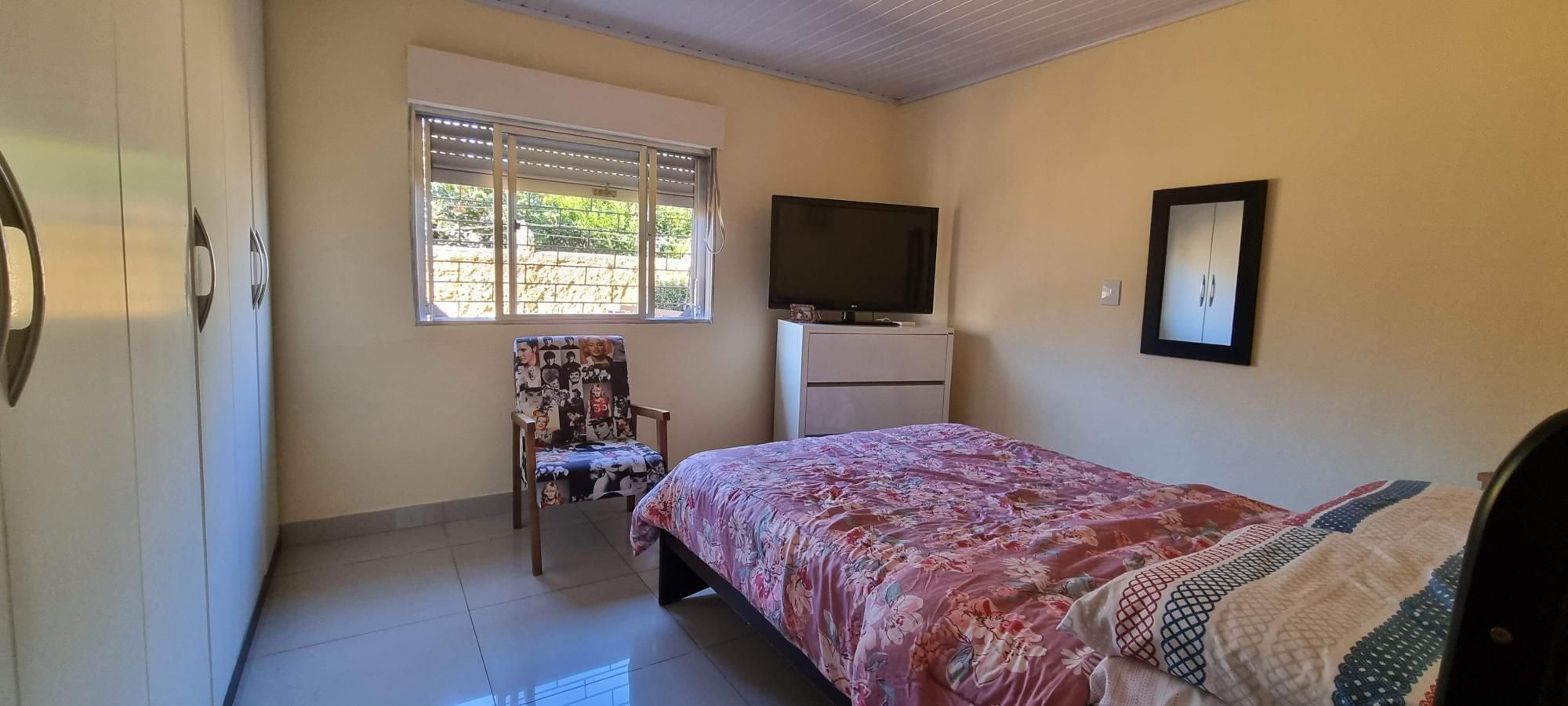 Casa à venda com 3 quartos, 122m² - Foto 8