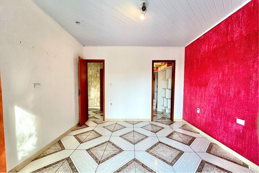 Casa à venda com 5 quartos, 240m² - Foto 9