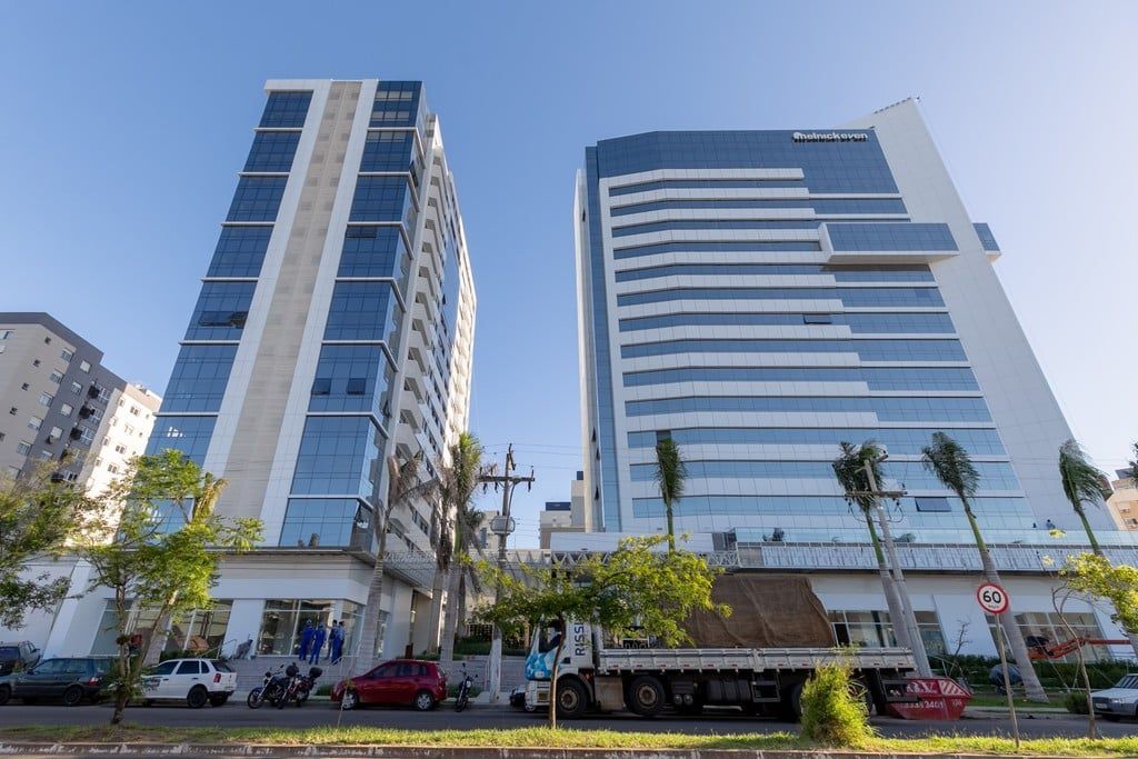 Apartamento à venda com 1 quarto, 62m² - Foto 1