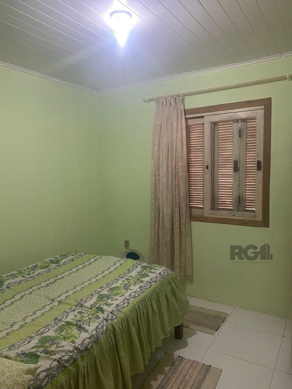 Casa à venda com 2 quartos, 90m² - Foto 11