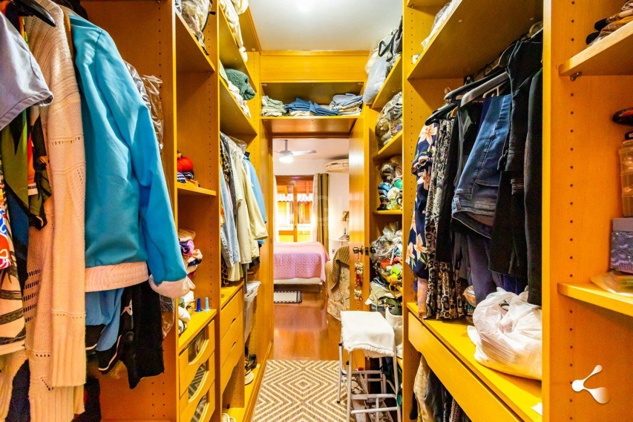 Casa de Condomínio à venda com 3 quartos, 233m² - Foto 36