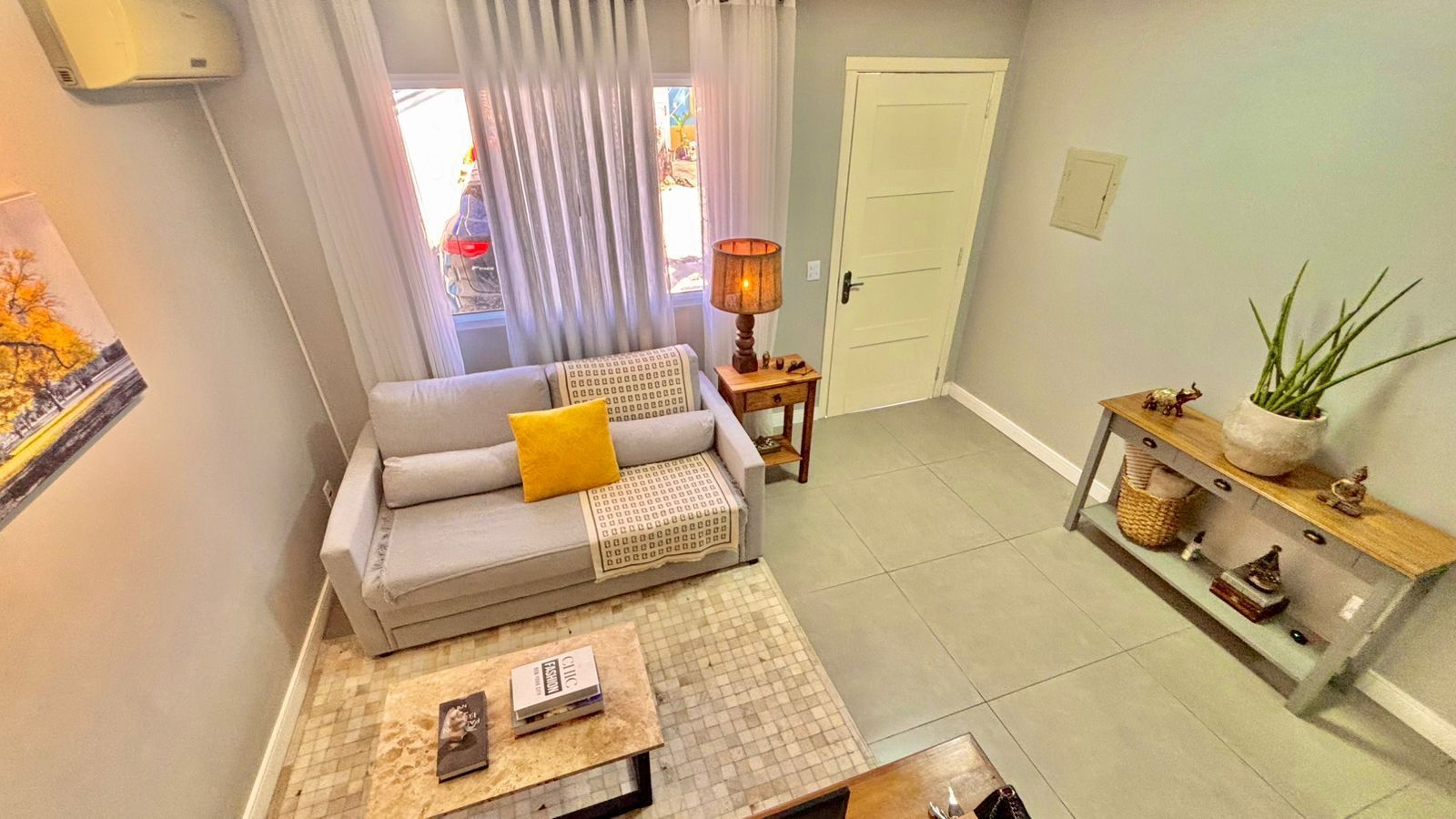 Casa em Condomínio com 03 quartos e 02 vagas no Bairro Humaitá em Porto Alegre