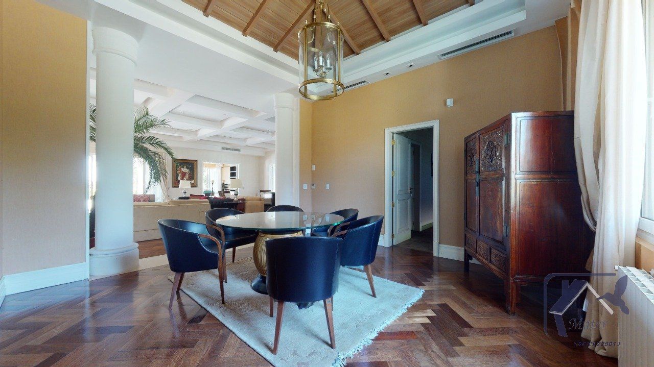 Casa à venda com 7 quartos, 1165m² - Foto 33