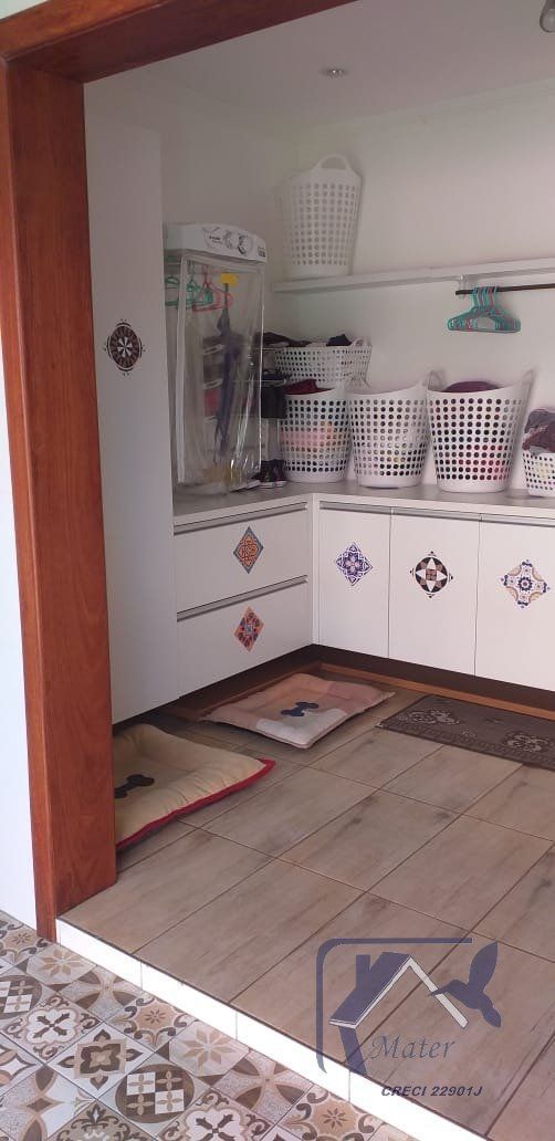 Casa à venda com 4 quartos, 273m² - Foto 5