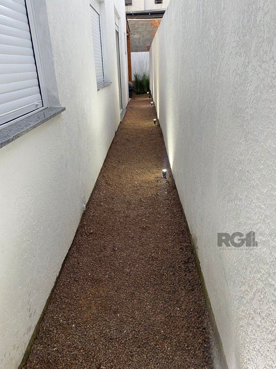 Casa à venda com 3 quartos, 87m² - Foto 6
