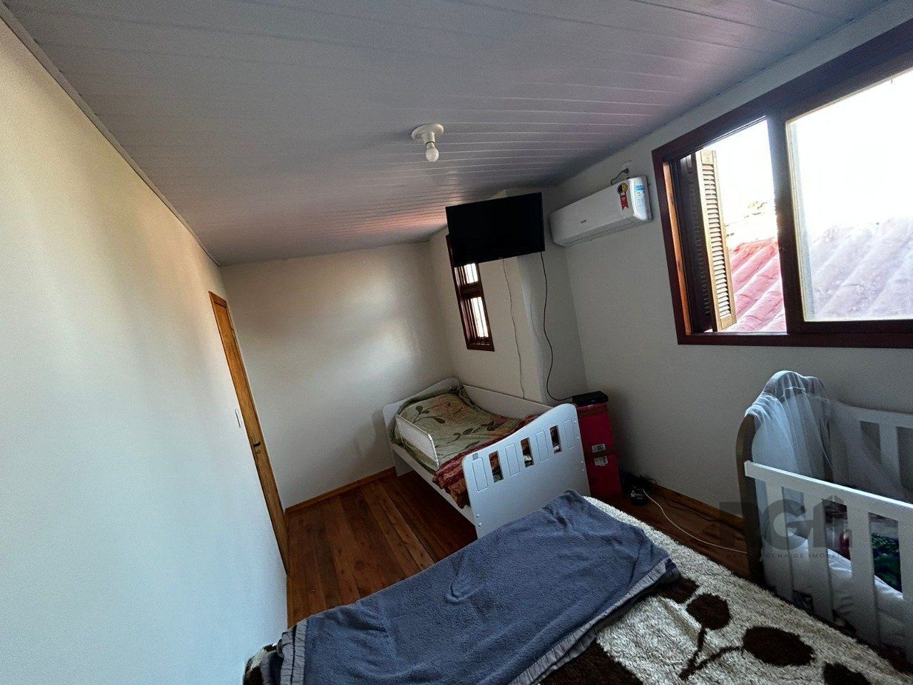 Casa à venda com 5 quartos, 135m² - Foto 14