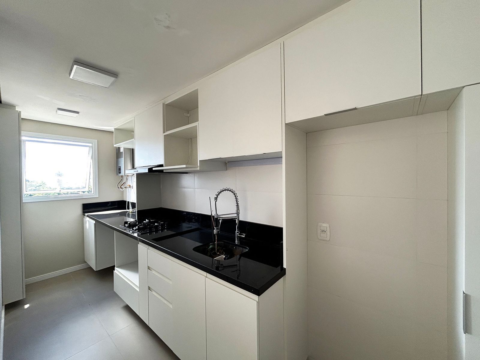 Apartamento à venda com 1 quarto, 58m² - Foto 10