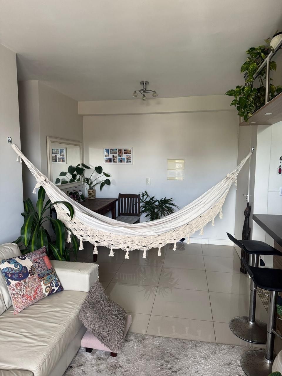 Apartamento com dois dormitórios em condomínio do bairro Tristeza em Porto Alegre/RS