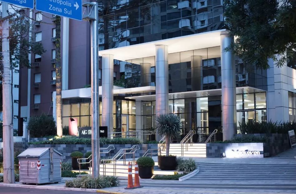 Conjunto Comercial, 1 sala, à venda, 638 m², Mont Serrat - Porto Alegre — foto 2