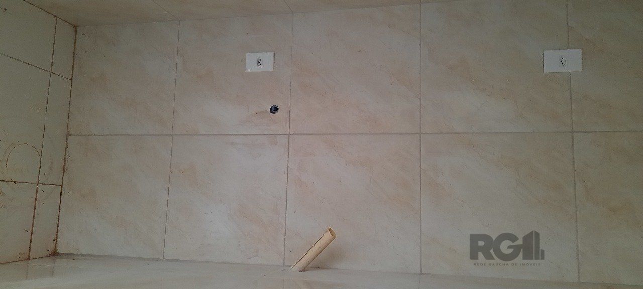 Casa à venda com 8 quartos, 200m² - Foto 49