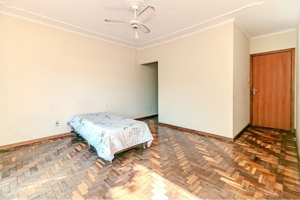 Casa à venda com 4 quartos, 352m² - Foto 18