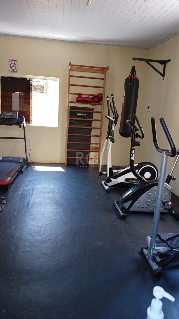 Apartamento à venda com 2 quartos, 38m² - Foto 25