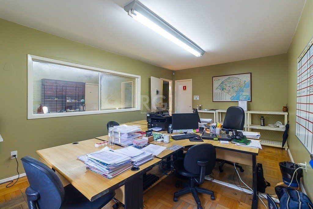 Casa à venda com 9 quartos, 354m² - Foto 22