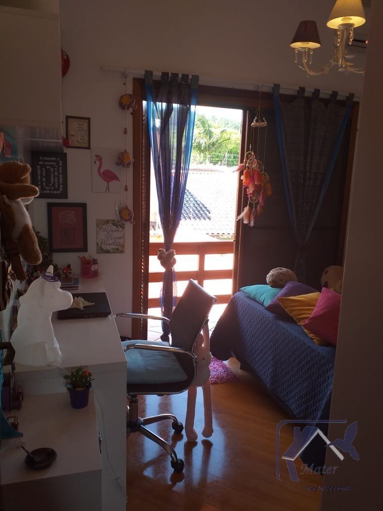 Casa à venda com 4 quartos, 273m² - Foto 12