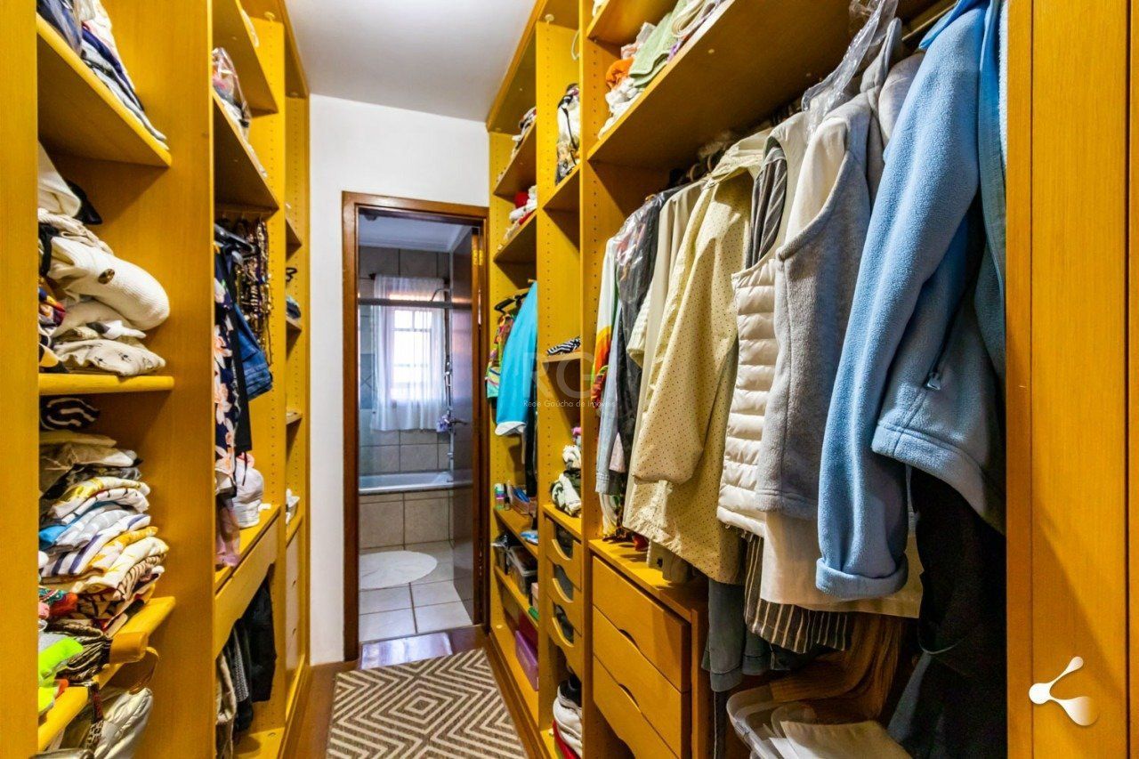 Casa de Condomínio à venda com 3 quartos, 233m² - Foto 21