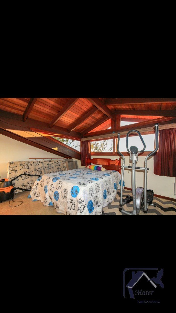 Casa à venda com 4 quartos, 159m² - Foto 19