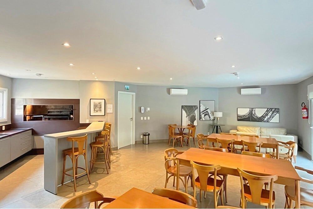 Casa de Condomínio à venda com 3 quartos, 200m² - Foto 2