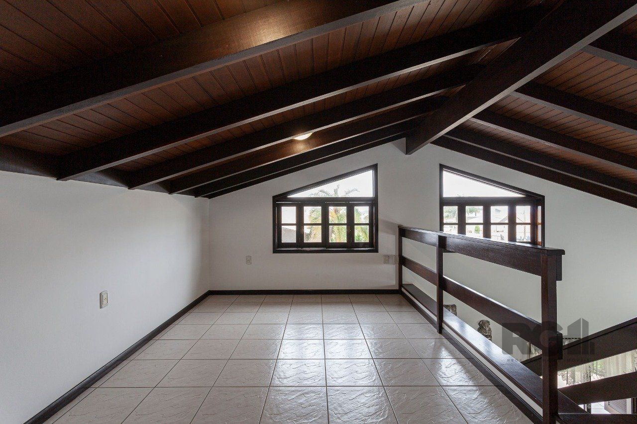Casa à venda com 4 quartos, 335m² - Foto 23