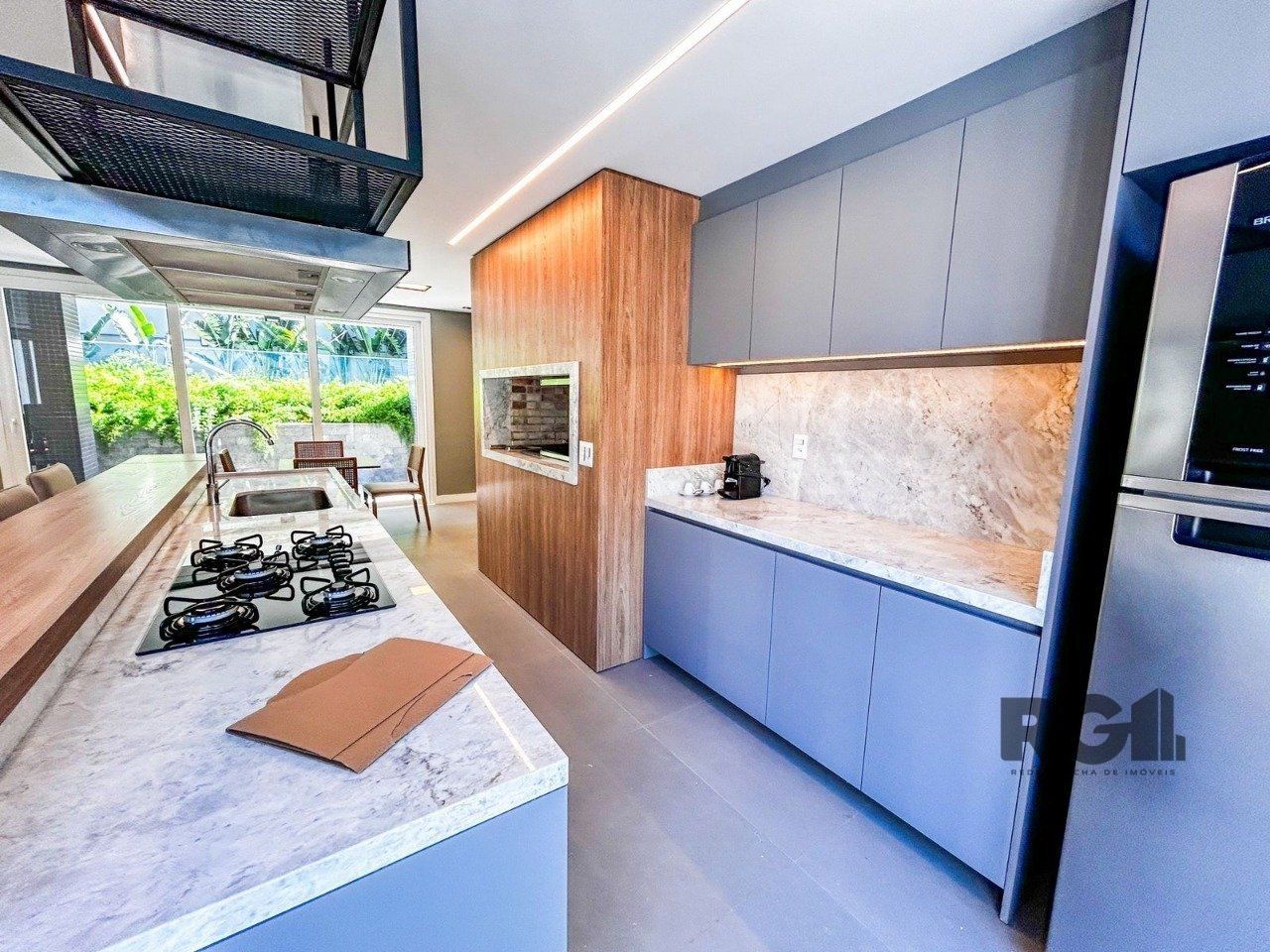 Apartamento à venda com 3 quartos, 143m² - Foto 16