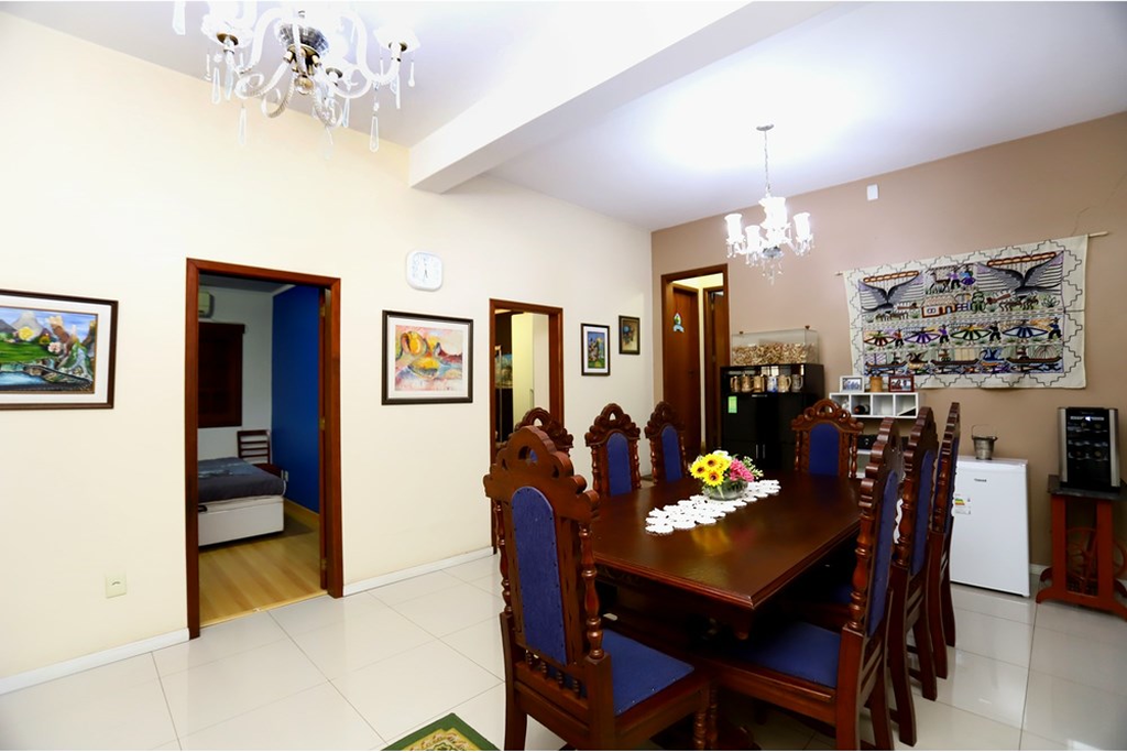 Casa à venda com 3 quartos, 355m² - Foto 24