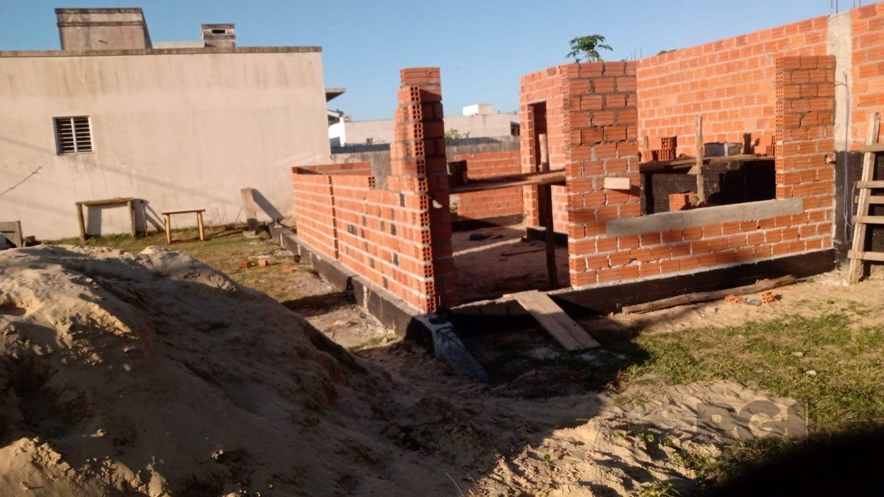 Casa à venda com 3 quartos, 111m² - Foto 14