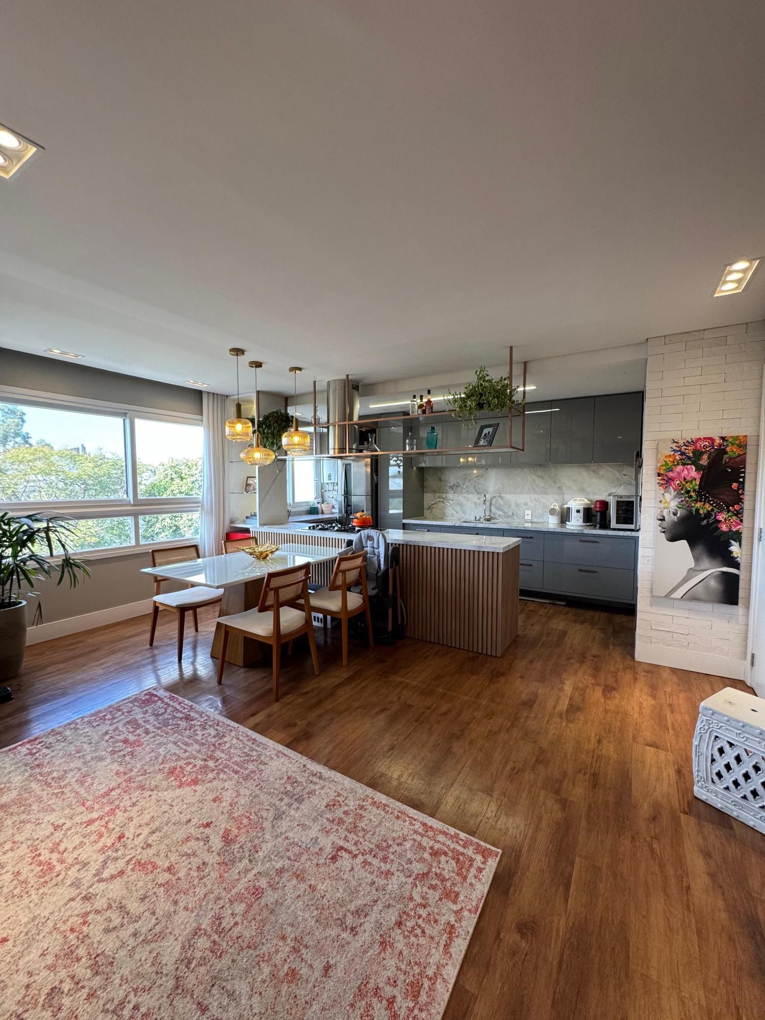 Apartamento à venda com 2 quartos, 76m² - Foto 1