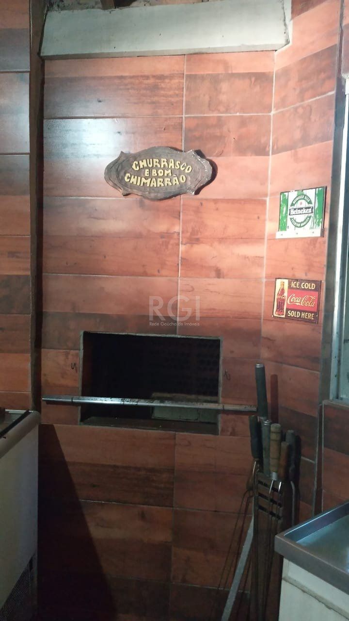 Casa à venda com 3 quartos, 216m² - Foto 18
