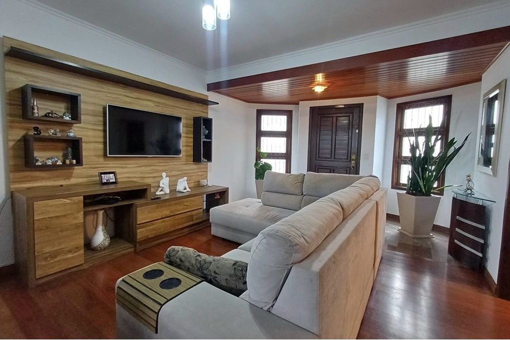 Casa à venda com 3 quartos, 318m² - Foto 30
