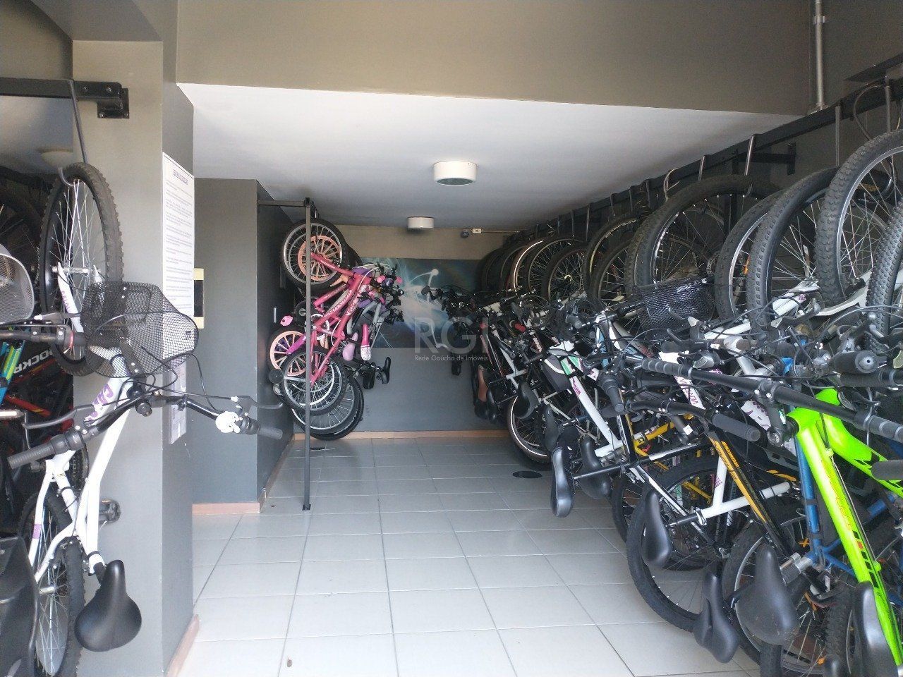 Apartamento à venda com 2 quartos, 56m² - Foto 37