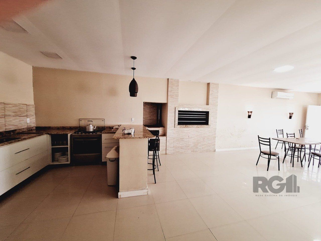 Apartamento à venda com 3 quartos, 67m² - Foto 4