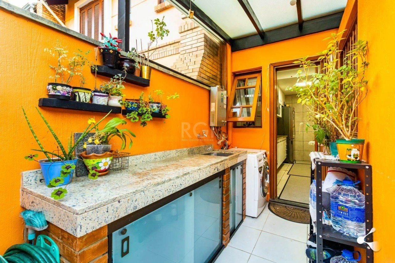 Casa de Condomínio à venda com 3 quartos, 233m² - Foto 11