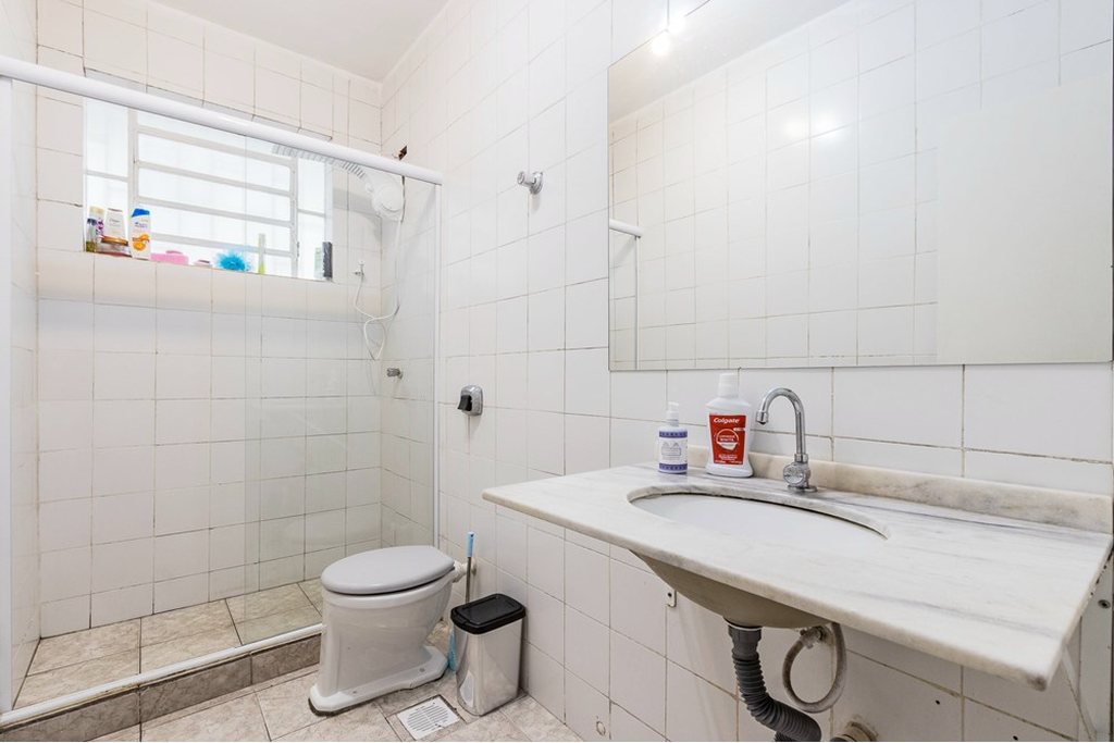 Apartamento à venda com 2 quartos, 60m² - Foto 2