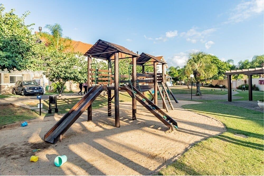 Casa de Condomínio à venda com 3 quartos, 144m² - Foto 5