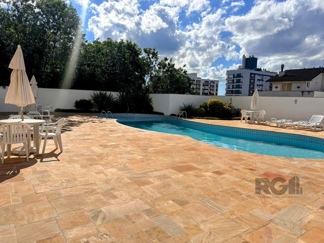 Apartamento à venda com 2 quartos, 70m² - Foto 37