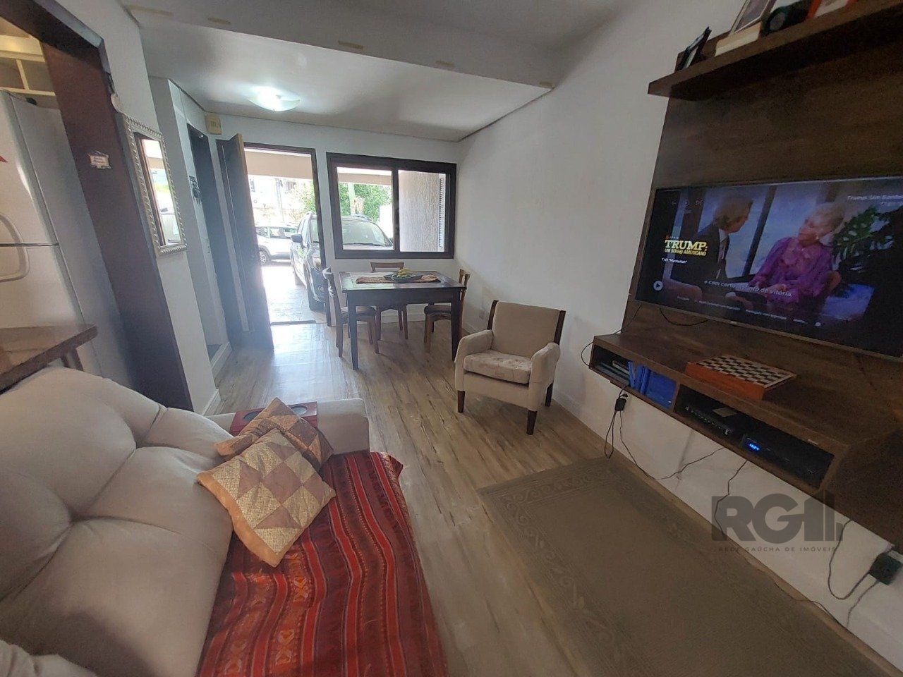 Casa à venda com 3 quartos, 191m² - Foto 3