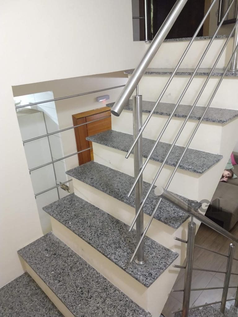 Casa à venda com 3 quartos, 198m² - Foto 8