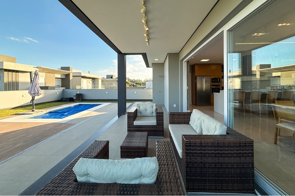 Casa de Condomínio à venda com 4 quartos, 303m² - Foto 71