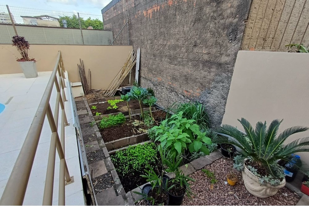 Casa à venda com 3 quartos, 318m² - Foto 23