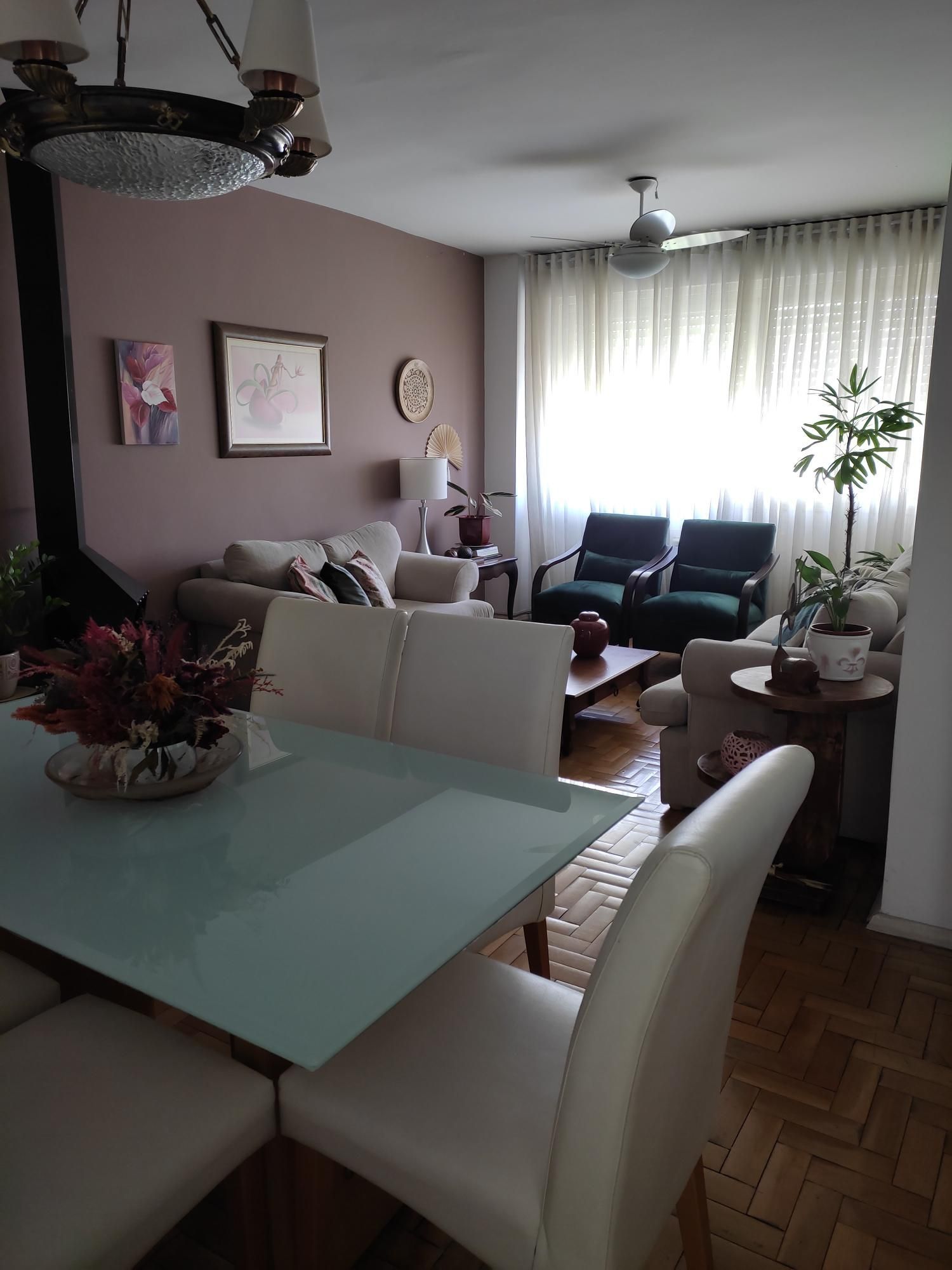 Apartamento com 3 dormitórios, suíte, lareira, sala de jantar, Porto Alegre - RS
