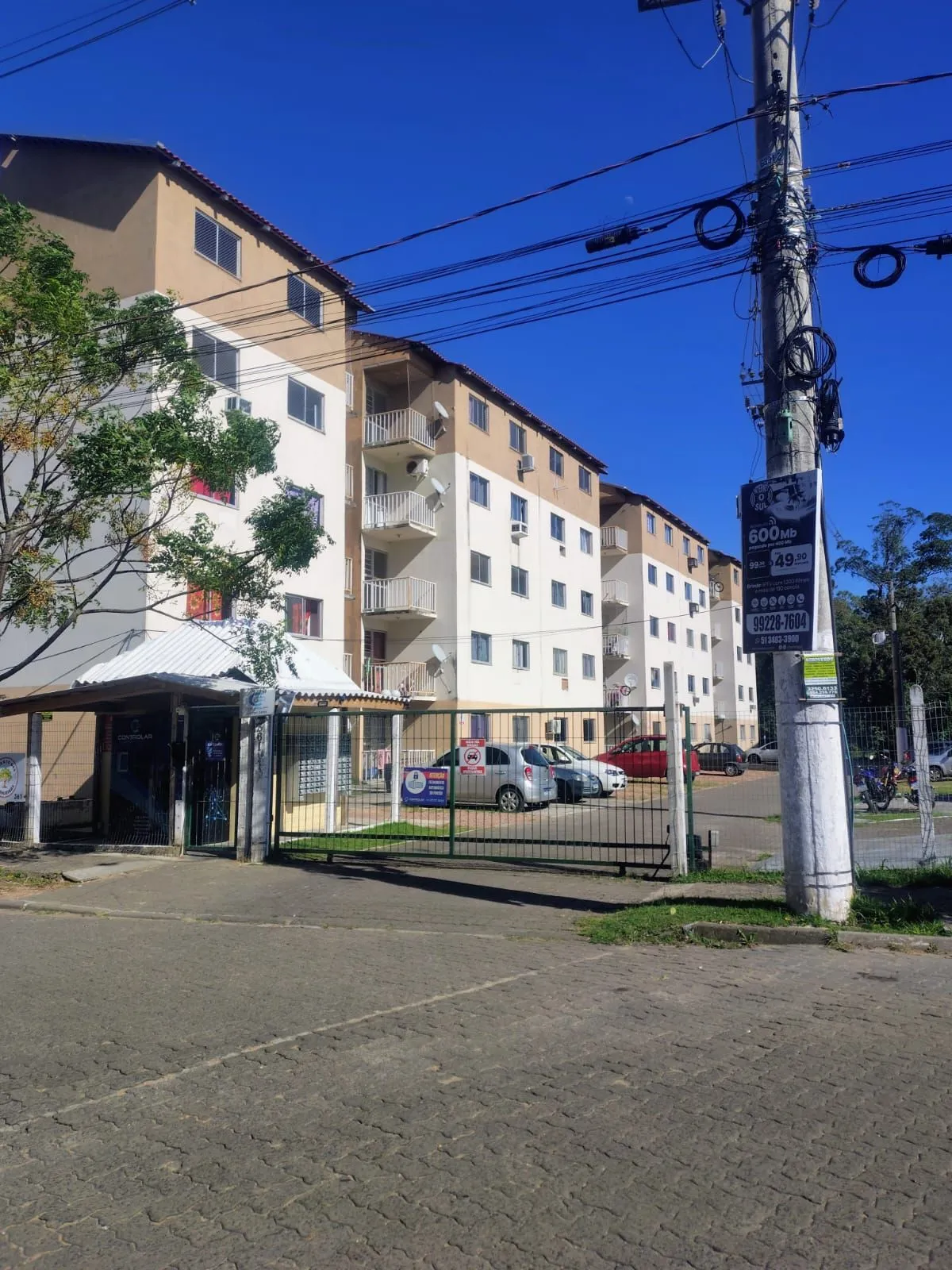Apartamento com 45m², 2 dormitórios no bairro Restinga em Porto Alegre para Comprar