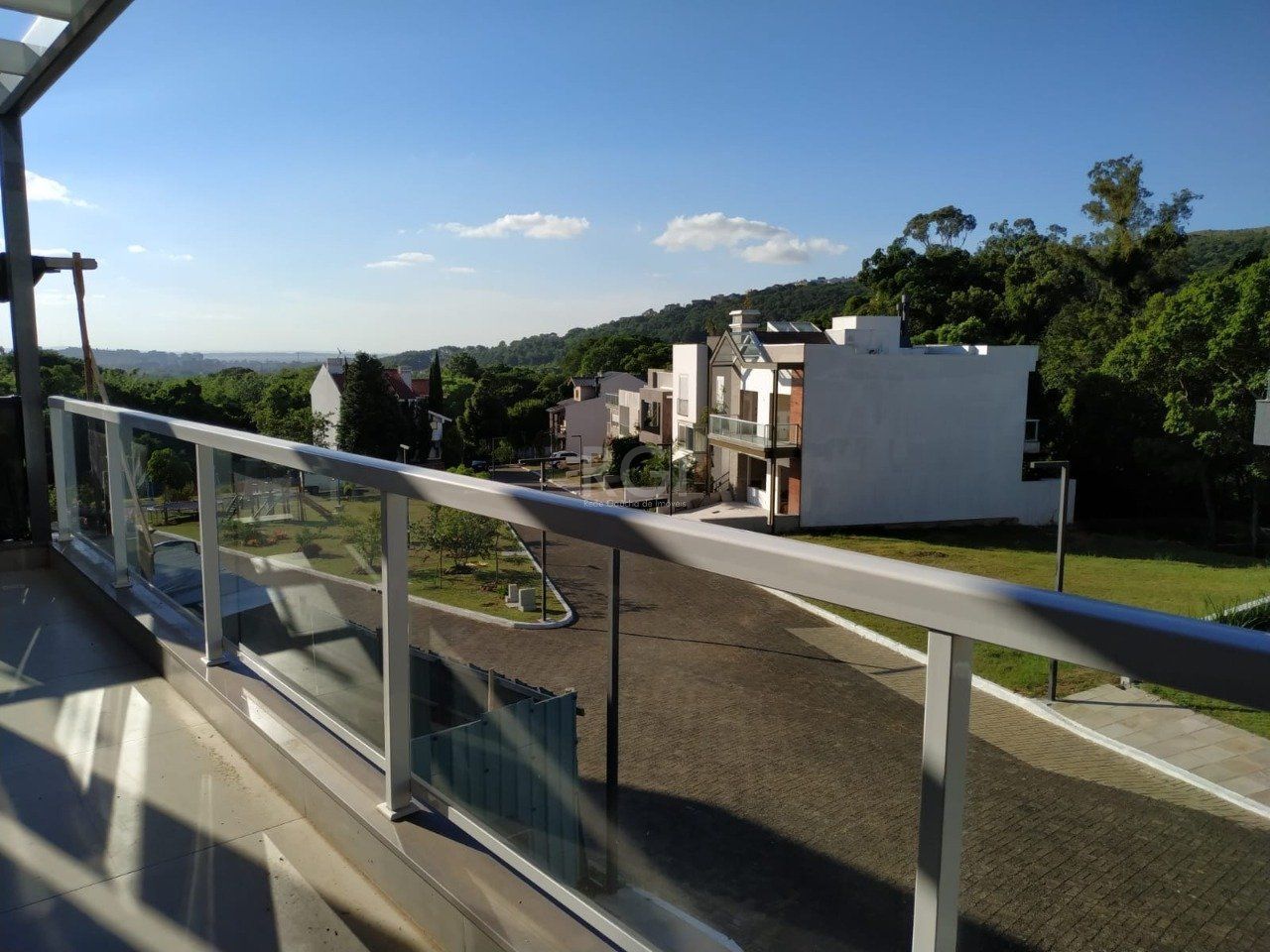Casa à venda com 3 quartos, 200m² - Foto 9