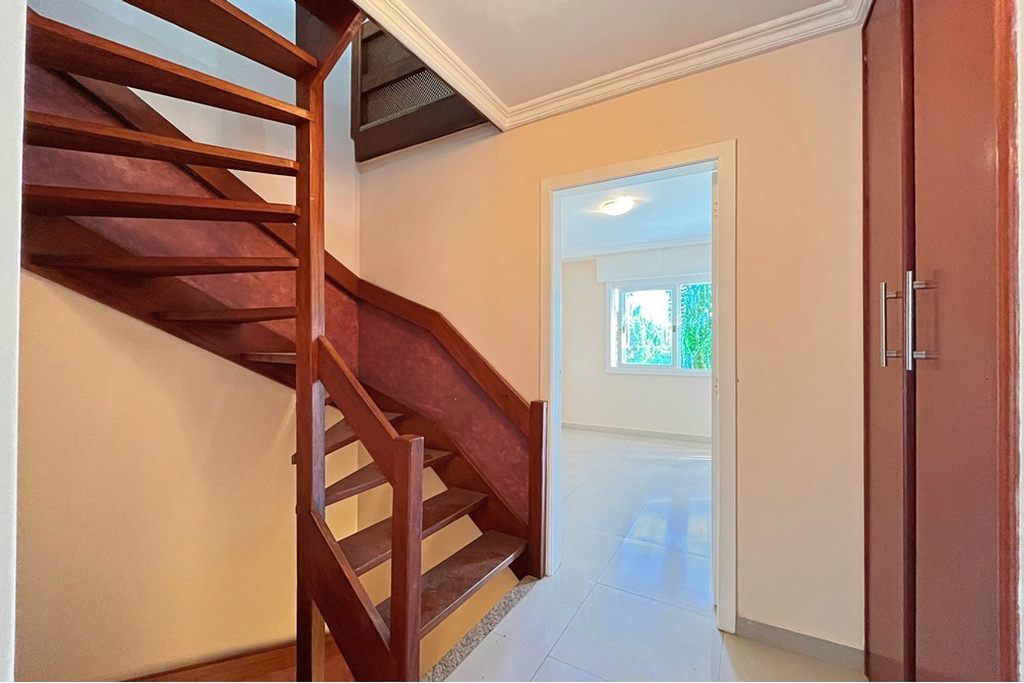Casa de Condomínio à venda com 2 quartos, 210m² - Foto 48