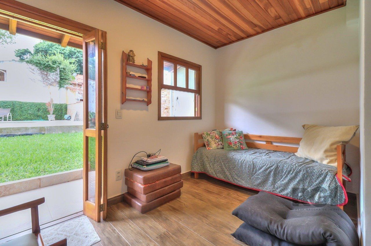 Casa à venda com 5 quartos, 232m² - Foto 39